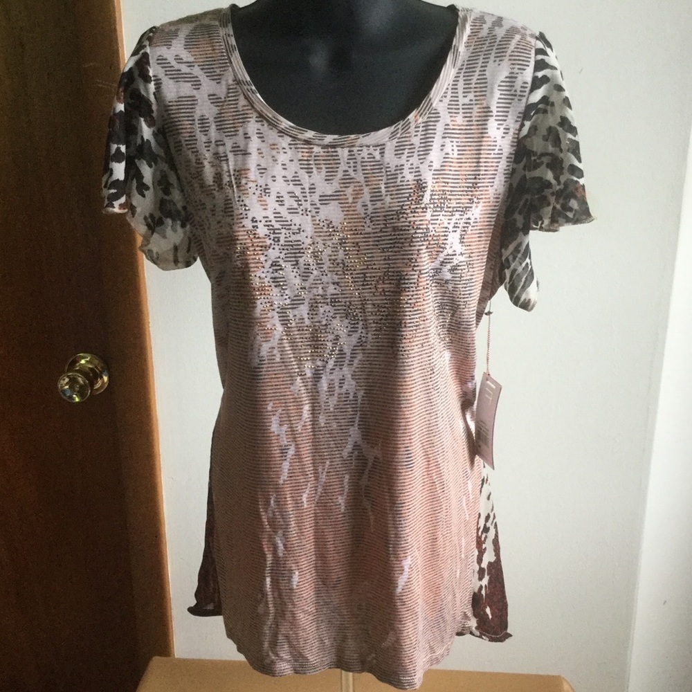 Fylo Leopard Print Top